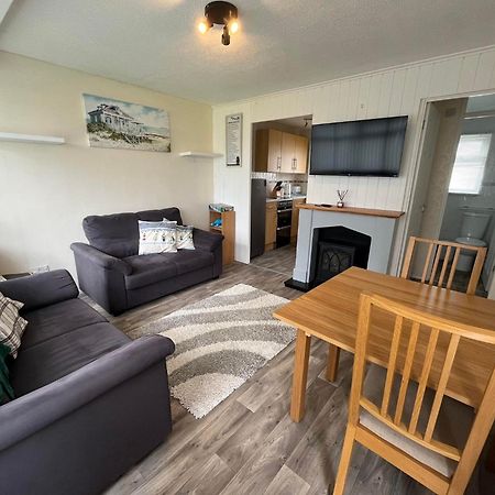 Chalet 192, Hemsby - Two Bed Chalet, Sleeps 5, Pet Friendly, Bed Linen And Towels Included Esterno foto